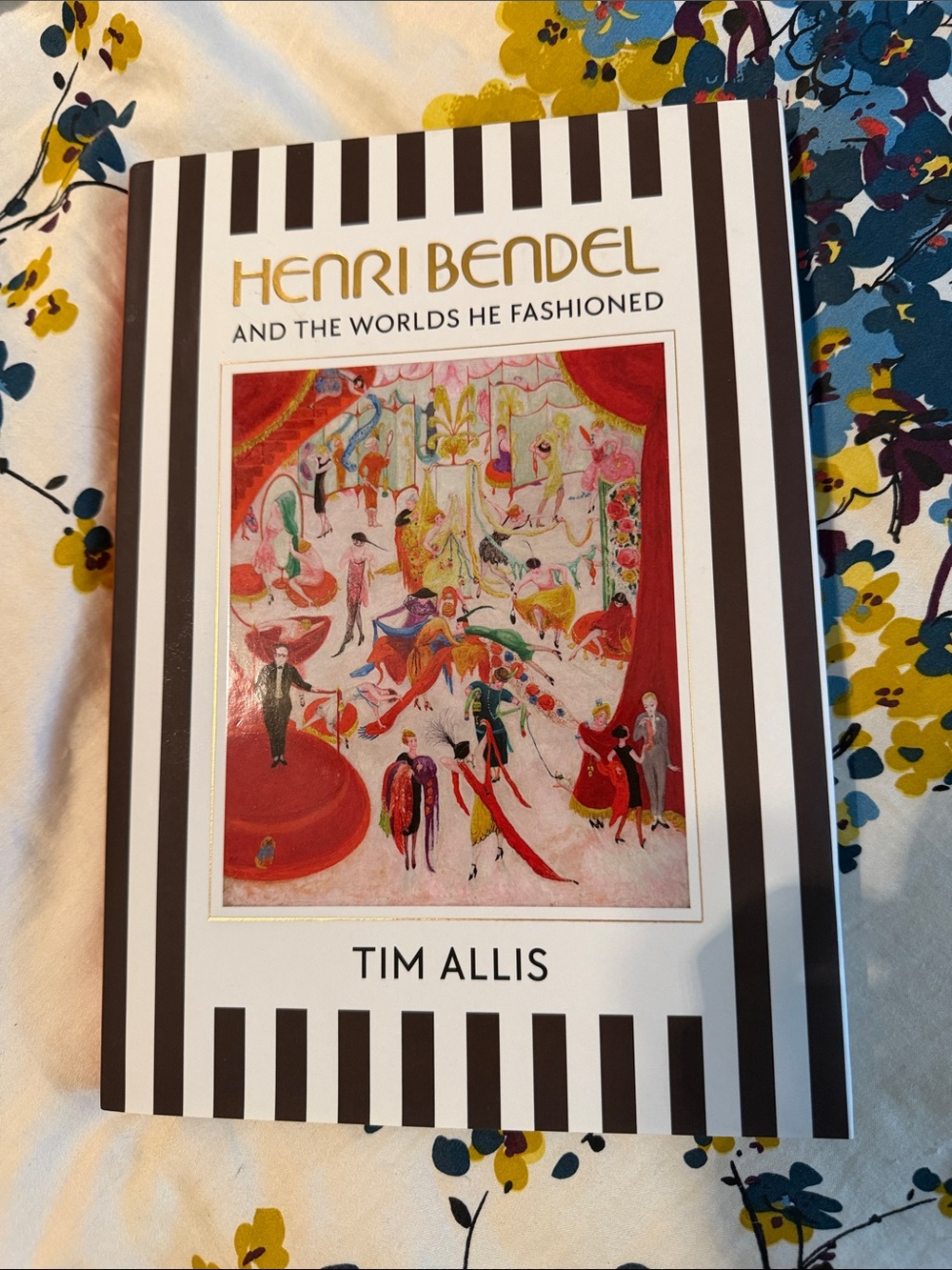 Henri Bendel book - Picture 1 of 1